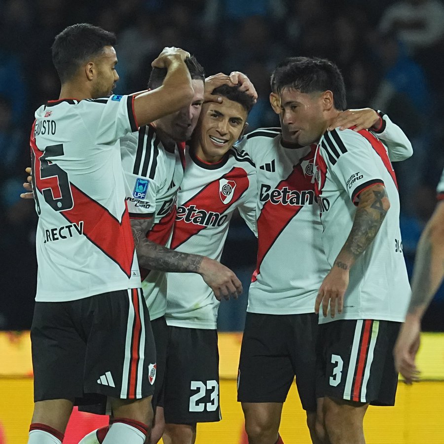 Ponzio prepara cambios en la formación de River para recibir a Racing