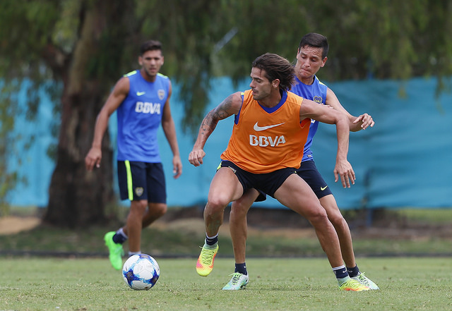 Los tres tocados