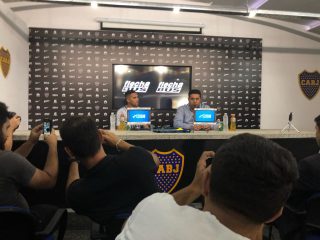 Bebelo Reynoso fue presentado en Boca