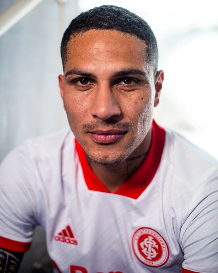 Guerrero ¿se aleja de Boca?