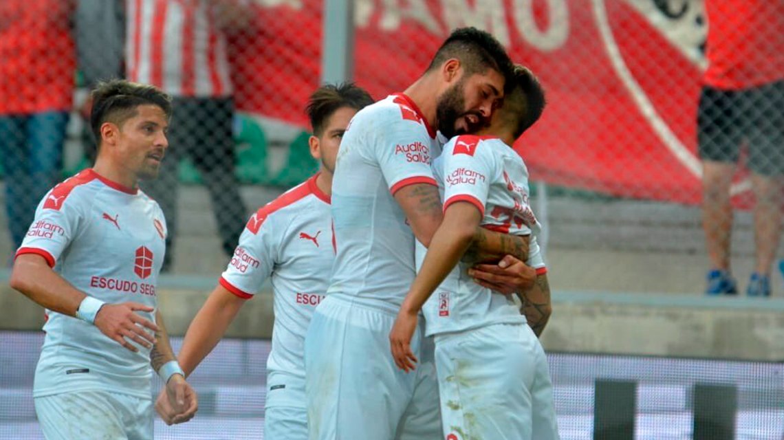 Independiente y Lanús empataron en dos en Avellaneda