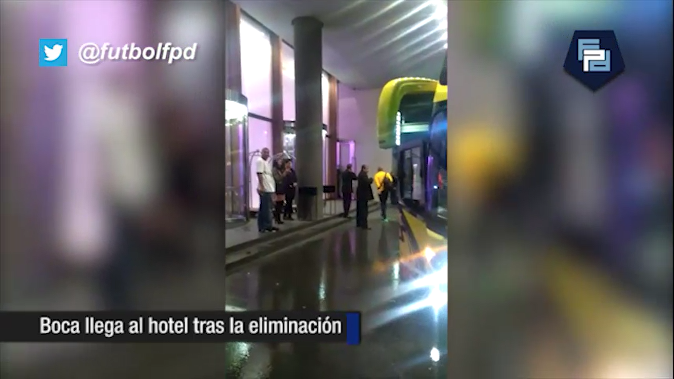 Así llegaba Boca al hotel