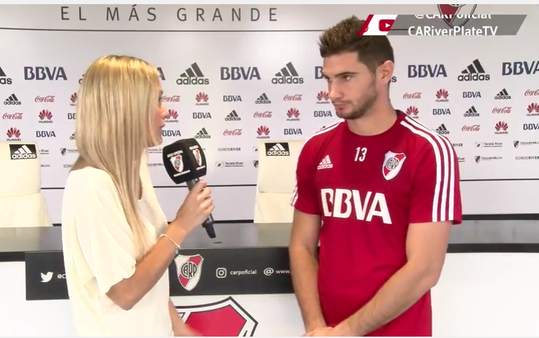 “Voy a seguir jugando en River”