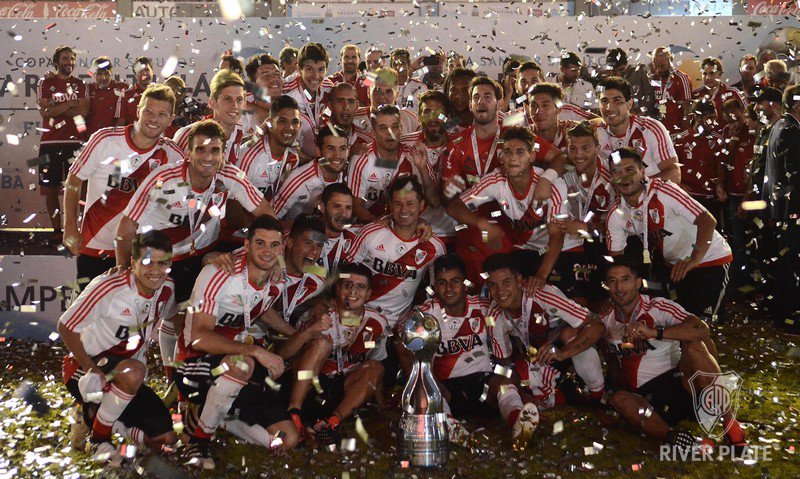 Los festejos del Campeón