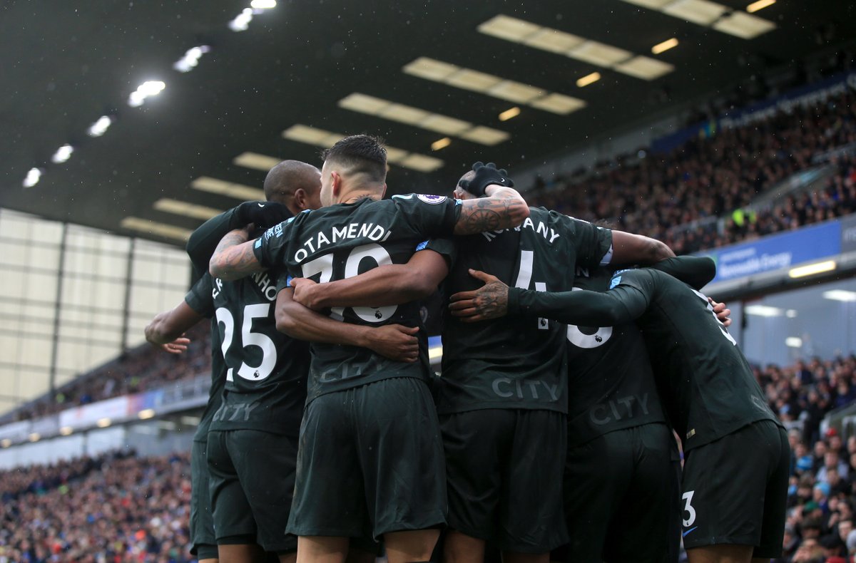 El City dejó dos puntos en el final