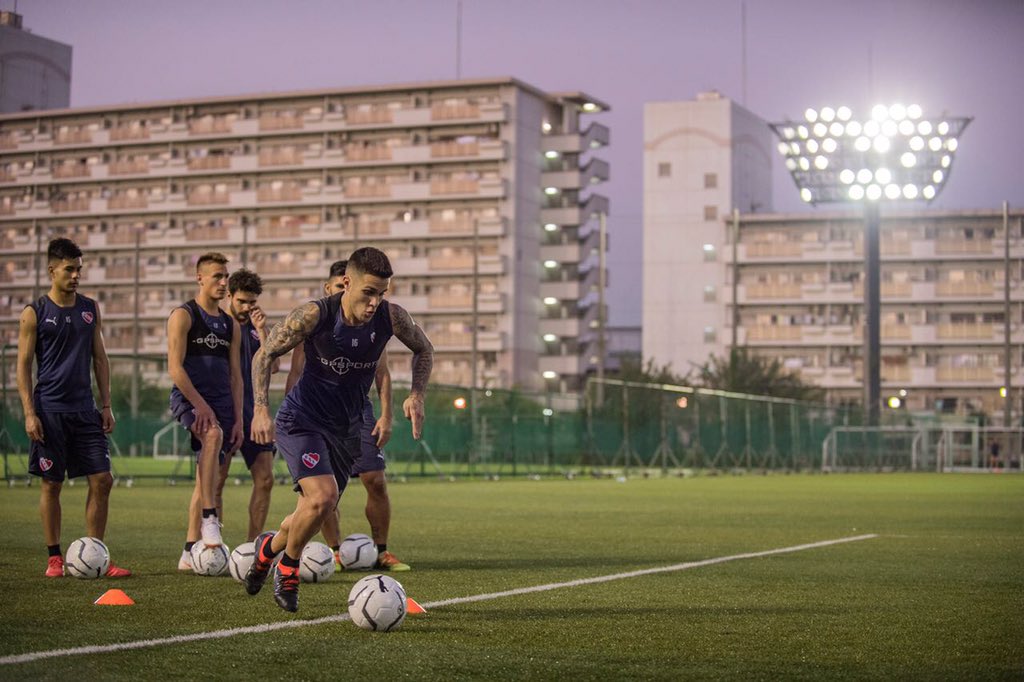 El Rojo llegó a Osaka y tuvo su primera práctica