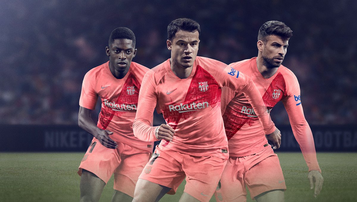 Barcelona presentó su tercer kit con un homenaje detrás