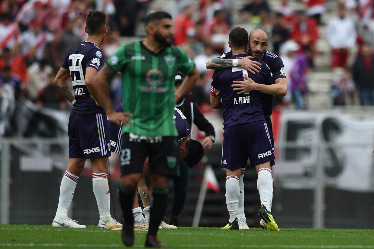 River goleó con varios titulares y ya piensa en el Rojo