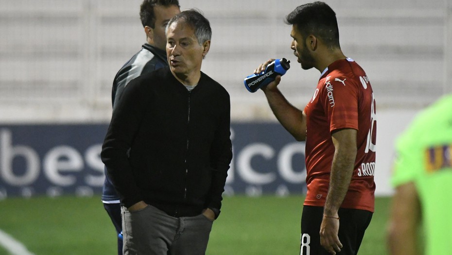 Otra mala para Holan: se desgarró Romero