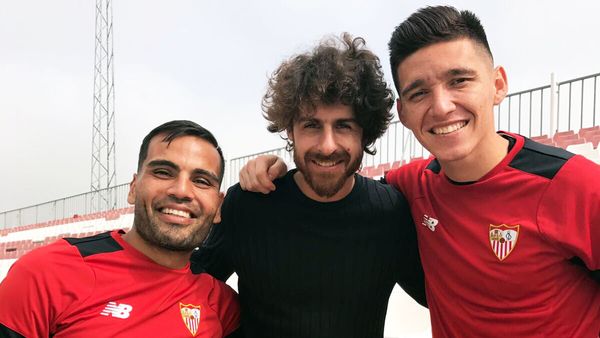 Cumbre gallina en Sevilla