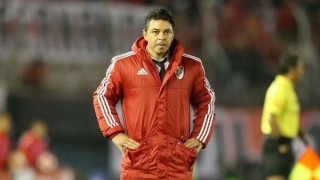 Gallardo modifica el equipo