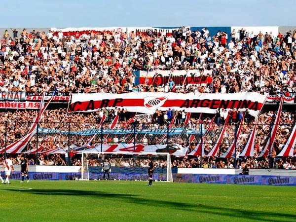 River con visitantes en Quilmes