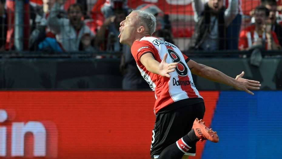 ESTUDIANTES SE QUEDÓ CON EL DERBY PLATENSE