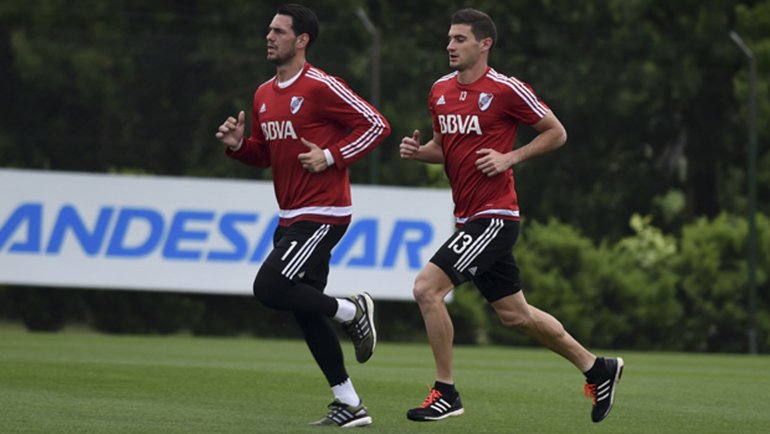 Alario, entre algodones