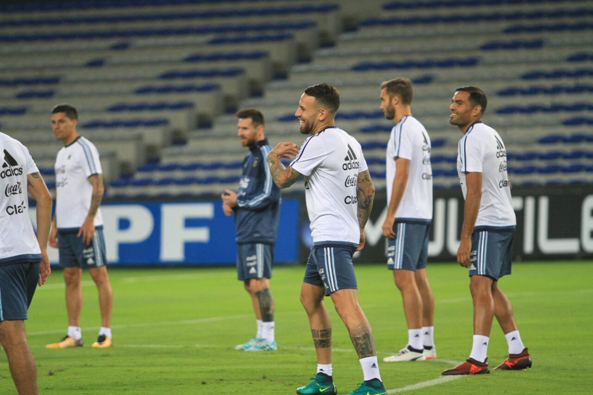 La Argentina goleó a Singapur