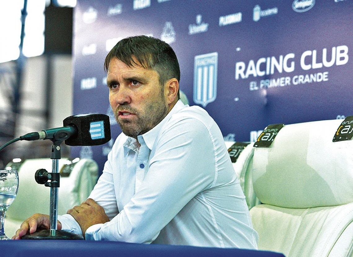 Coudet: “Sería muy boludo si me peleo con Milito”