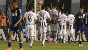 Racing no hizo pie en Paraguay
