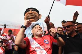 La paternal bailo al ritmo de Diego