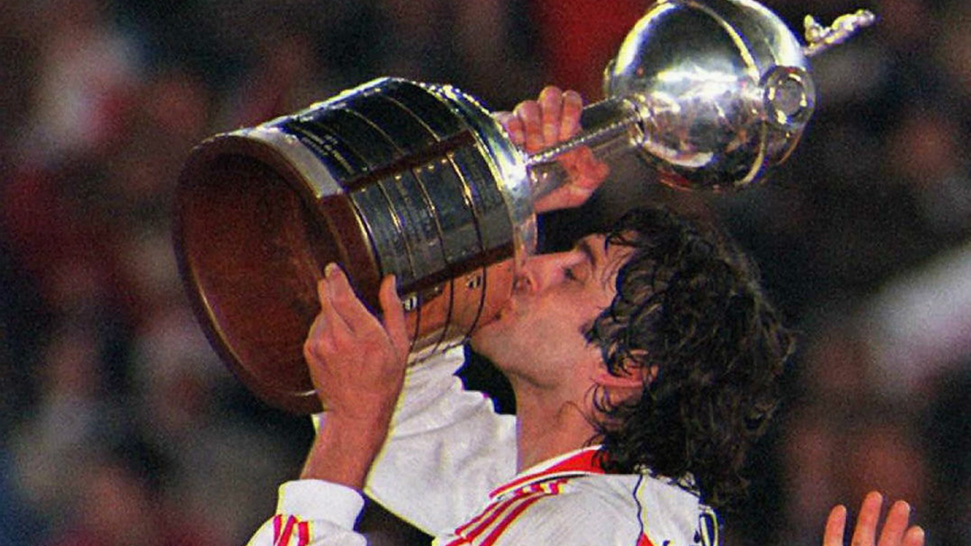 ¡Feliz cumple River Plate!