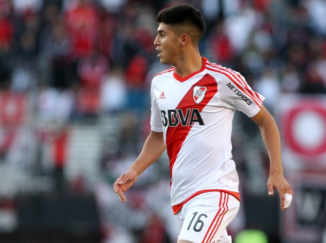 Tachame a Palacios