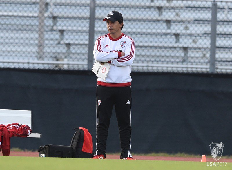 3-5-2 ¿el nuevo esquema de Gallardo?