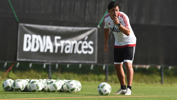River con muchos pibes a La Feliz