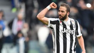 El Pipa brilló con tres goles