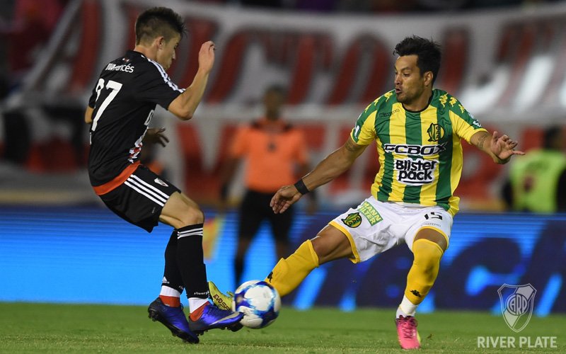 ¡A puro lujo! Mirá el doble caño de Moya