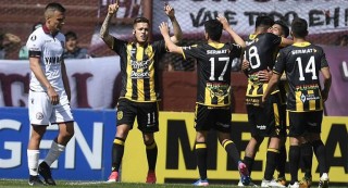 Lanús se relajó y Olimpo ganó su primer partido