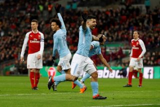 Agüero y el City levantaron la Copa de la Liga