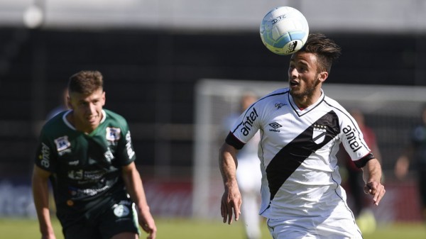 Super reforzado: Saracchi cerca de River