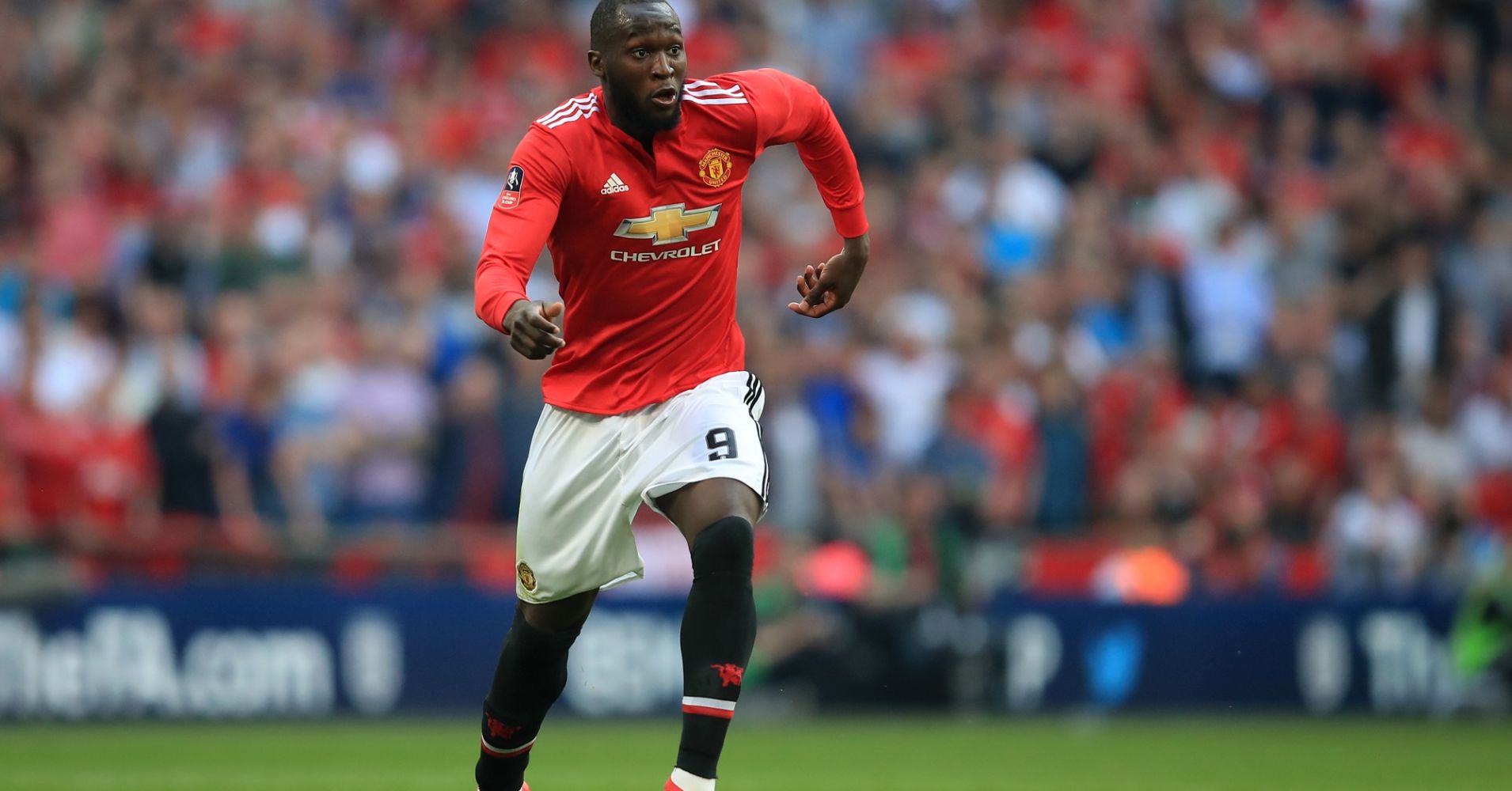 El saludo de Lukaku a Matías Súarez por las redes