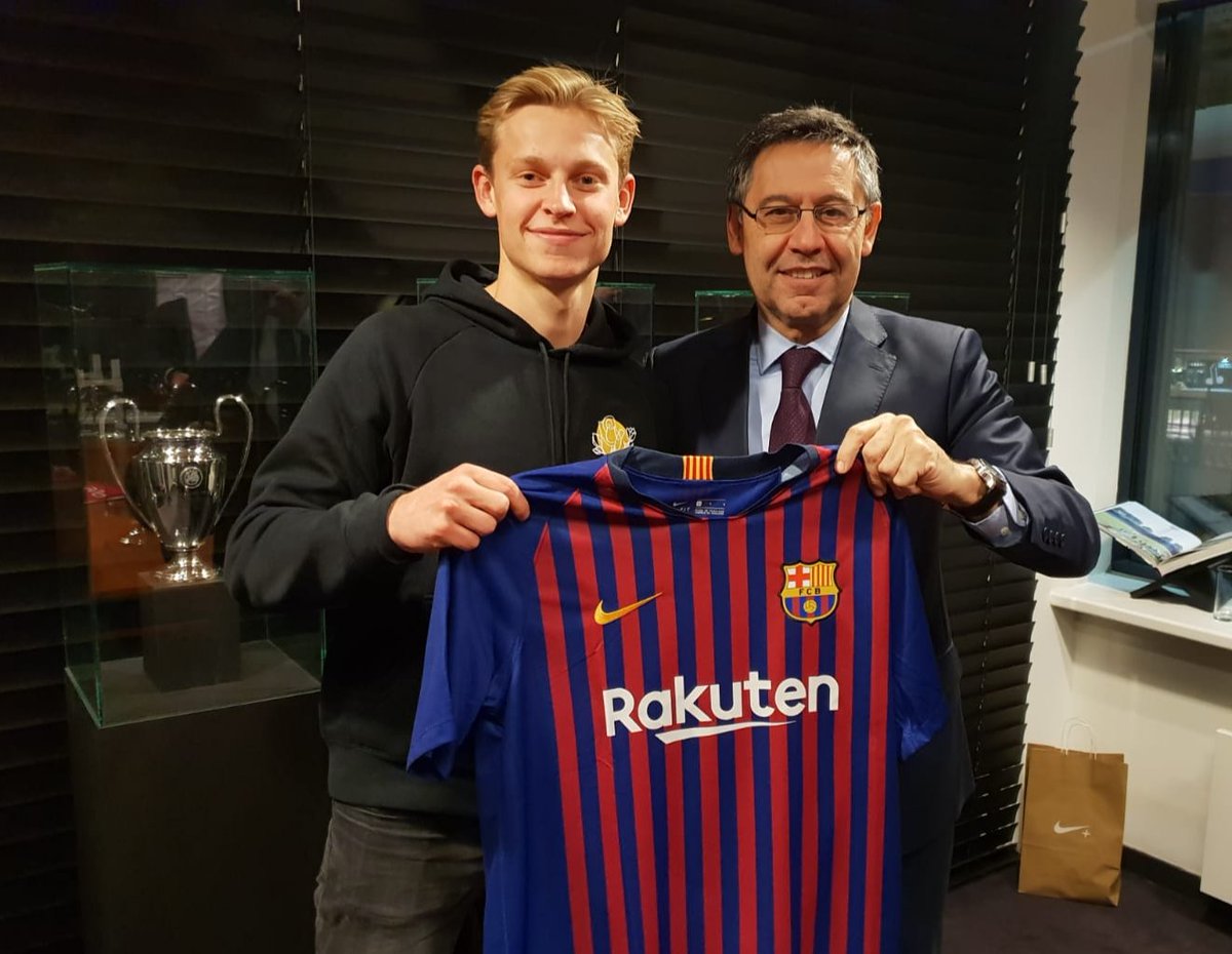 De Jong, otro que sella su firma con el Barcelona
