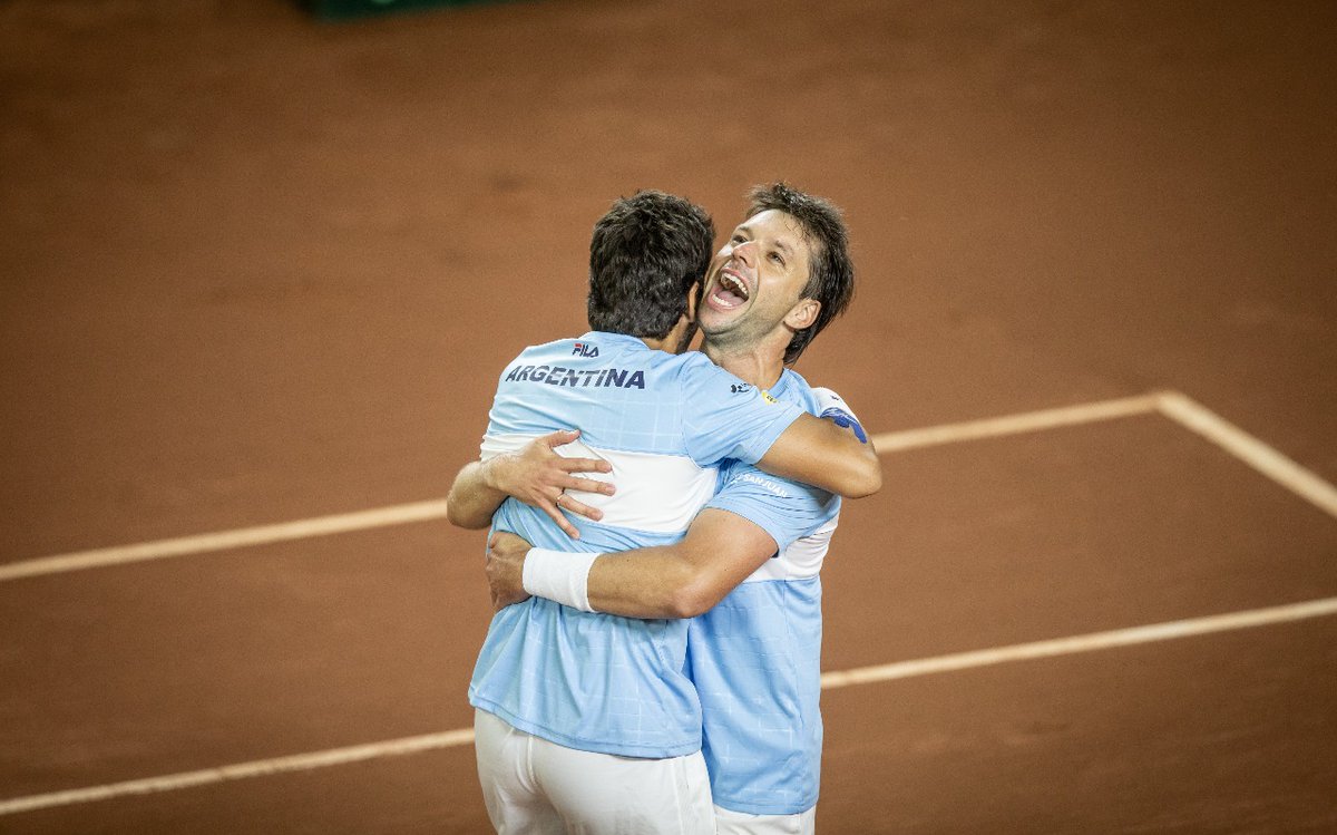 Argentina ganó también el dobles y venció a Colombia