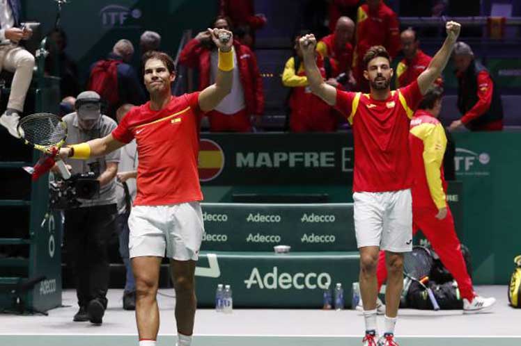 España ganó y se metió en cuartos de final