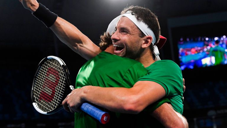 Bulgaria venció a Gran Bretaña en el debut