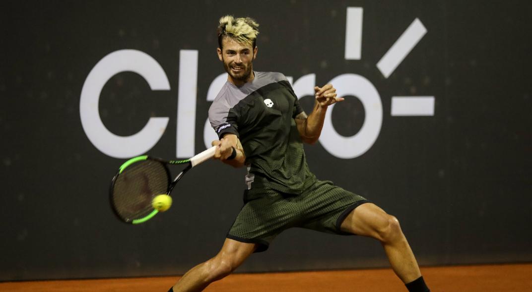 La AAT salió en defensa de Pella y Londero