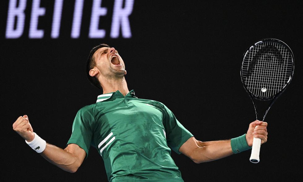 Nole, en cinco y a octavos