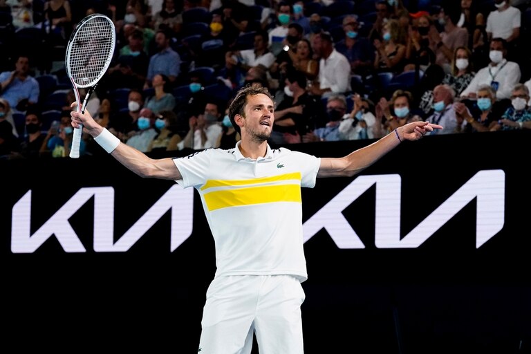 Medvedev pateó el tablero y es el nuevo escolta en el ranking mundial