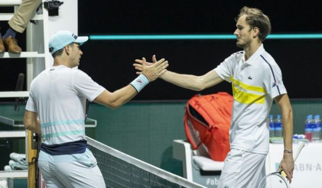 Medvedev sucumbió ante Lajovic en Rotterdam