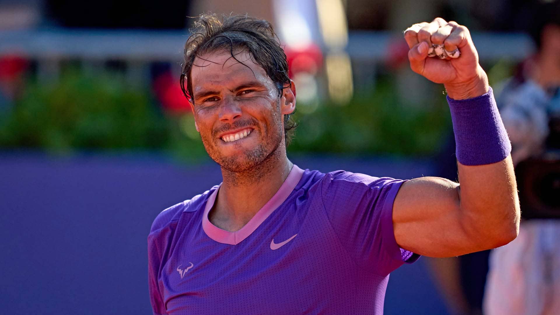 Rafa se metió en semis con contundencia