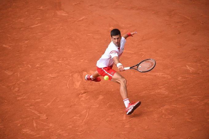 Djokovic zafó de Musetti y se metió en cuartos