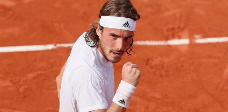 Tsitsipas y Medevedev siguen afilados en París