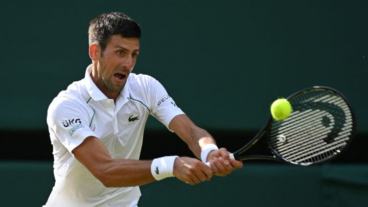 Djokovic da cátedra ante Garin y está en cuartos de Wimbledon