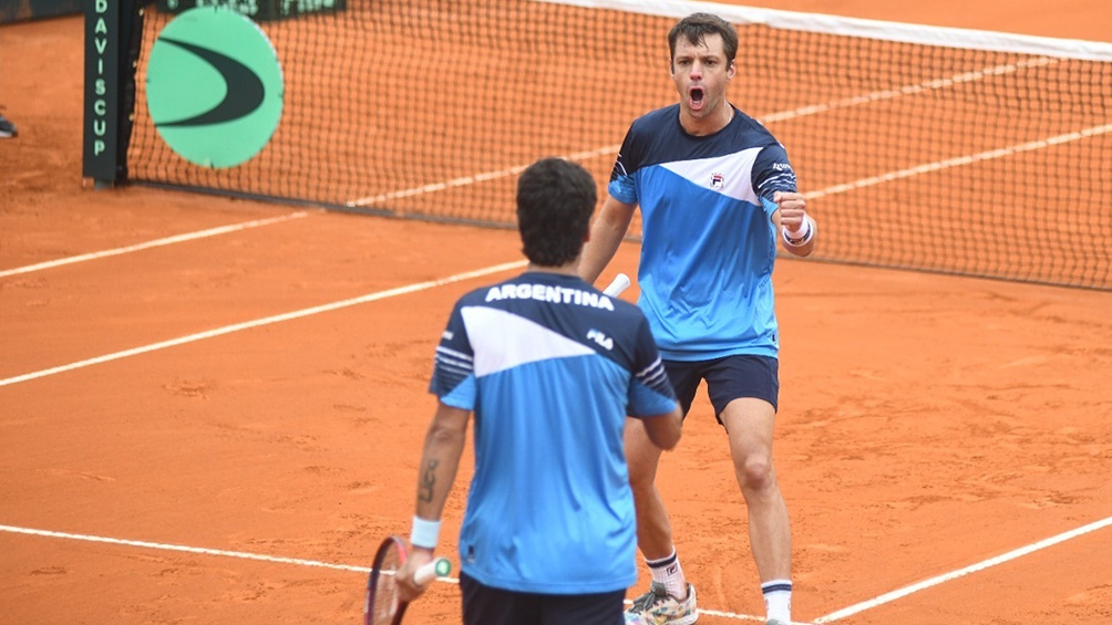 Zeballos y González sufrieron para darle la ventaja a Argentina