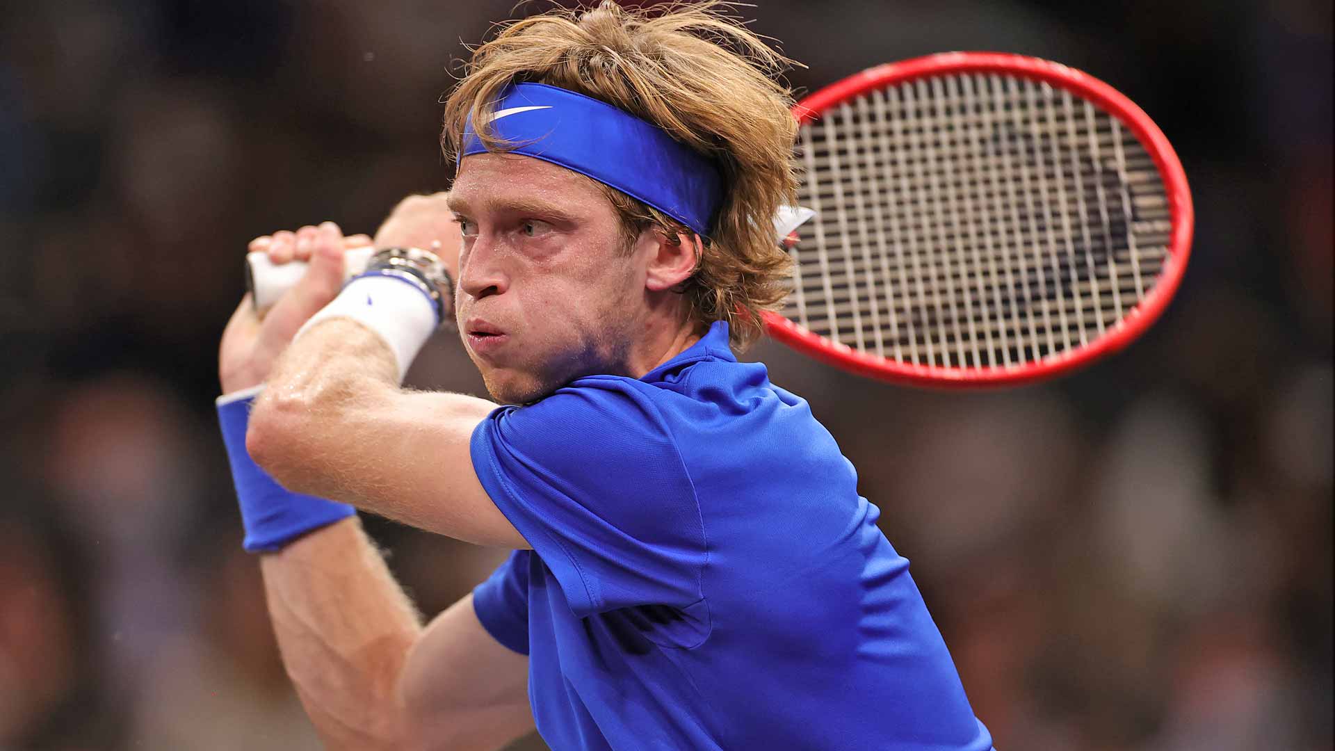 Rublev se reivindica en casa y se mete en cuartos