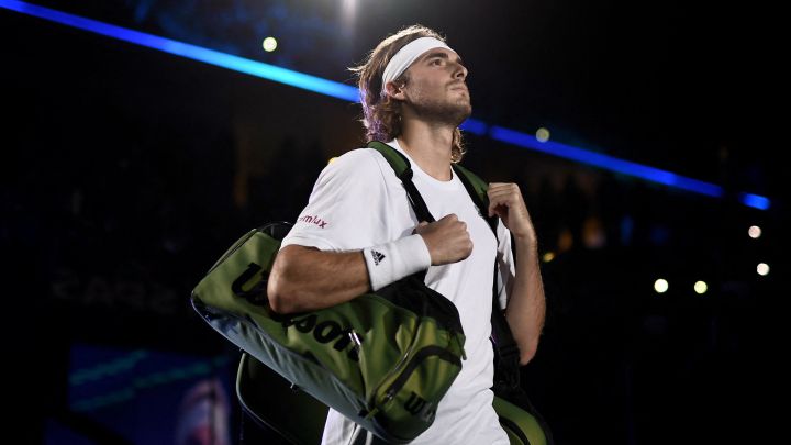 Tsitsipas se retiró del Masters